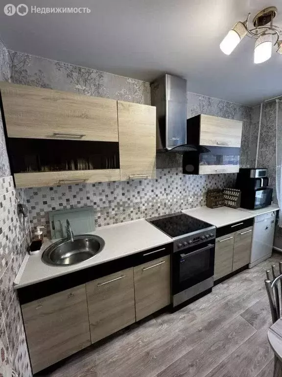 3-комнатная квартира: Томск, улица Фёдора Лыткина, 22 (40.4 м) - Фото 2