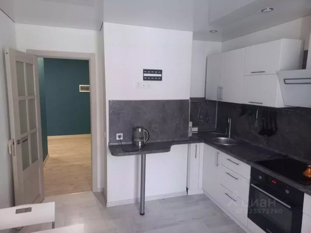 2-к кв. Брянская область, Брянск ул. Имени А.Ф. Войстроченко, 2 (69.3 ... - Фото 1