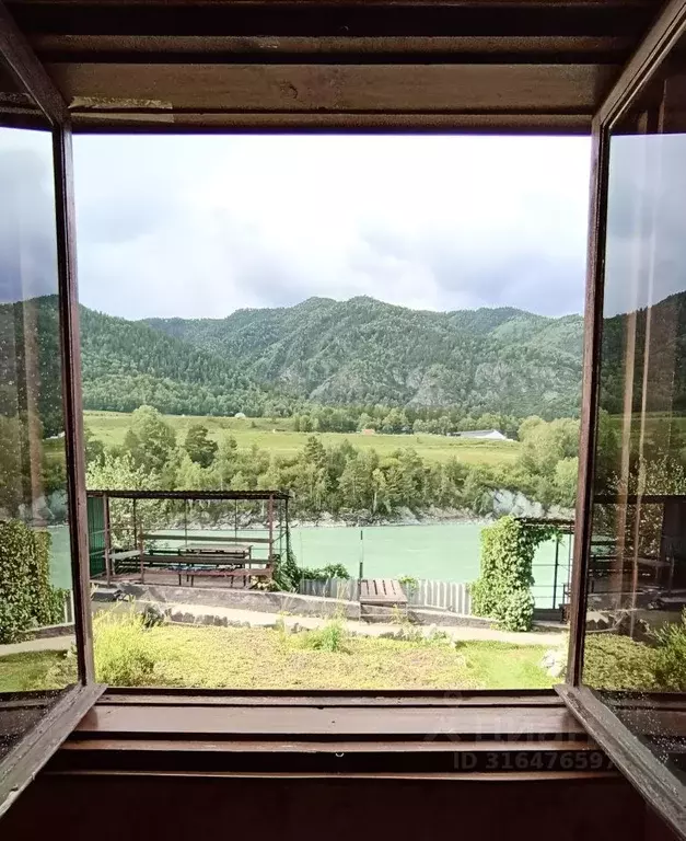 Дом в Алтай, Чемальский район, с. Чемал Катунская ул., 18А (120 м) - Фото 1