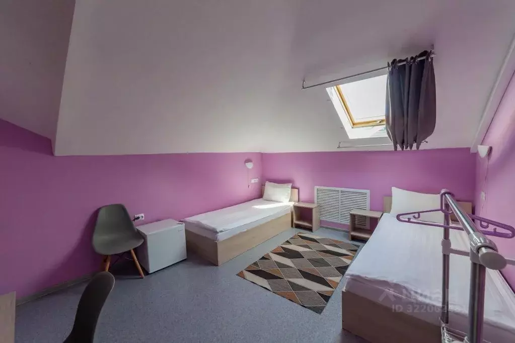 Комната Приморский край, Владивосток Спортивная ул., 12 (17.0 м) - Фото 1