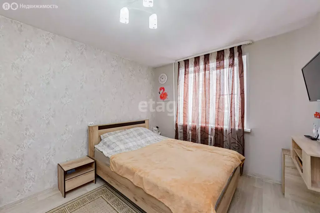 2-комнатная квартира: Тюмень, улица Александра Логунова, 4 (52.9 м) - Фото 1