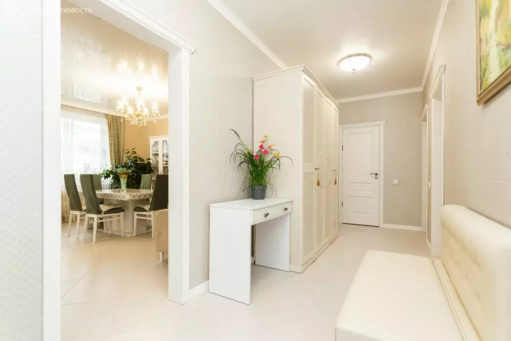 3-комнатная квартира: Калининград, Малоярославская улица, 6 (89.7 м) - Фото 2