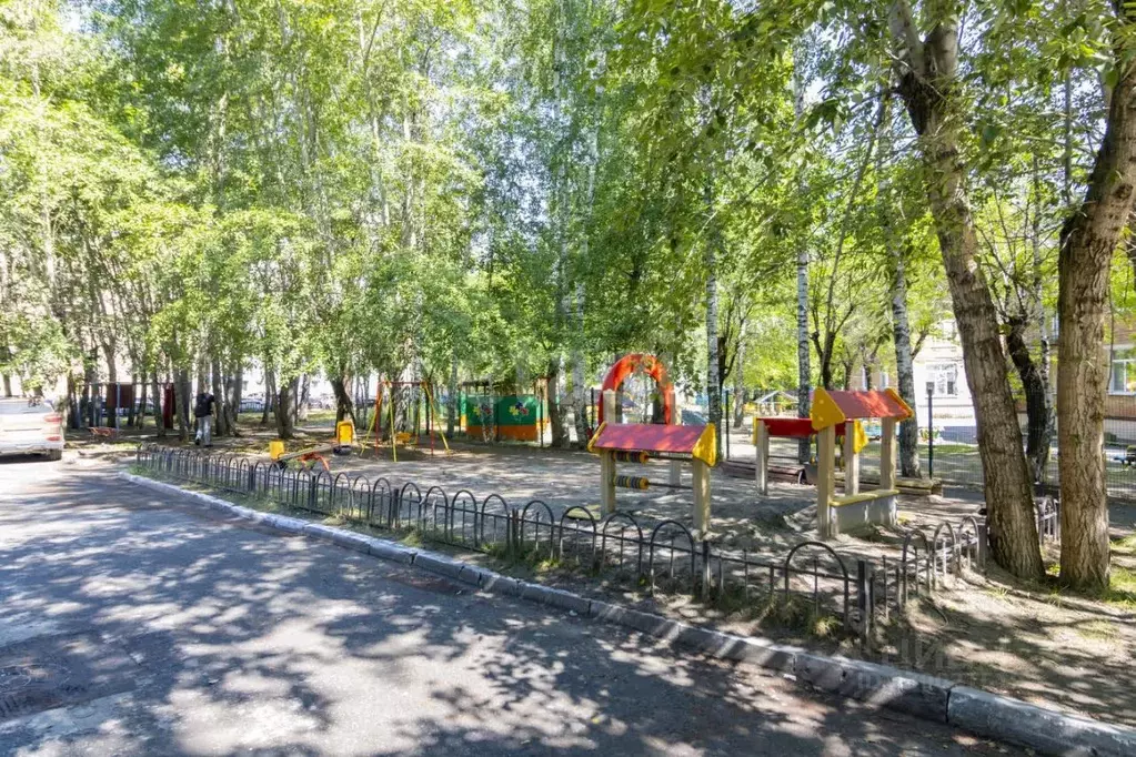2-к кв. Тюменская область, Тюмень ул. Республики, 175 (42.4 м) - Фото 1