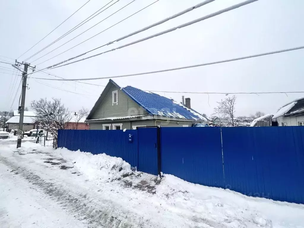 Дом в Смоленская область, Вязьма ул. Орджоникидзе, 61 (63 м) - Фото 1