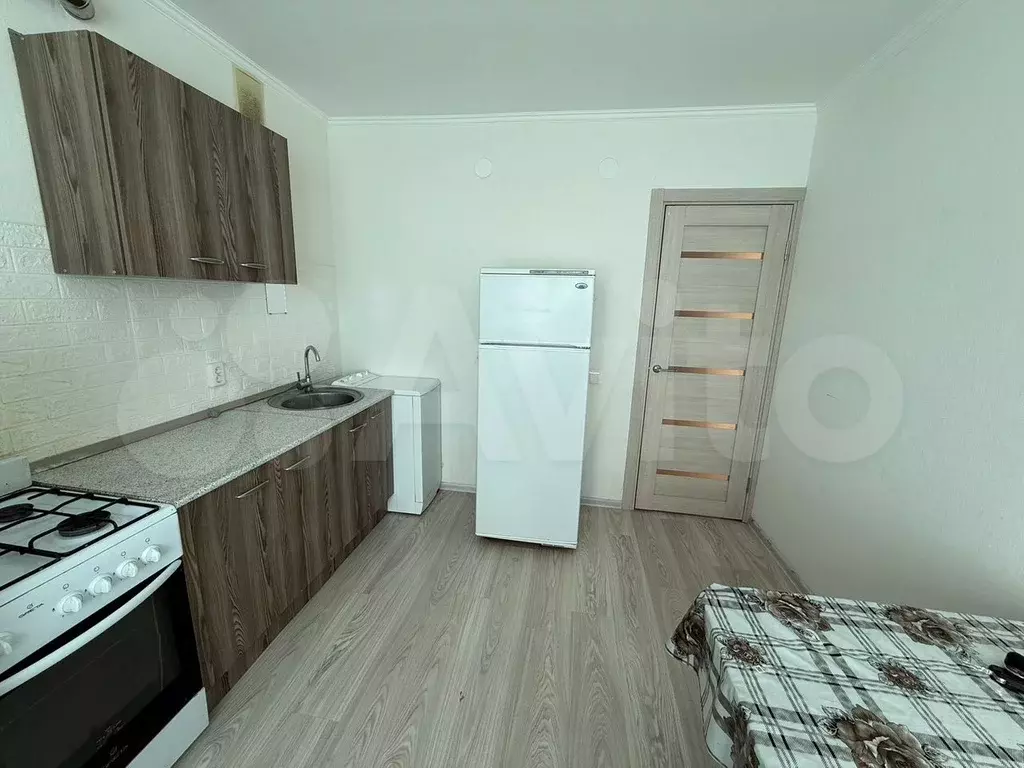 1-к. квартира, 32 м, 3/3 эт. - Фото 0