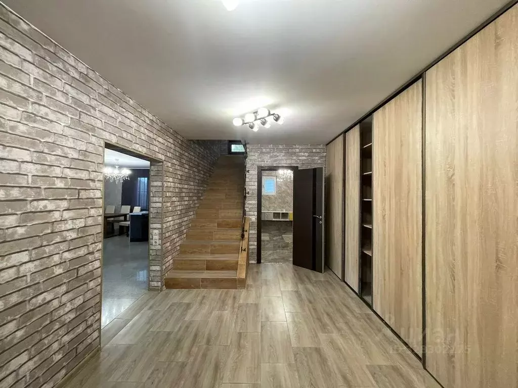 Коттедж в Москва д. Десна,  (200 м) - Фото 1