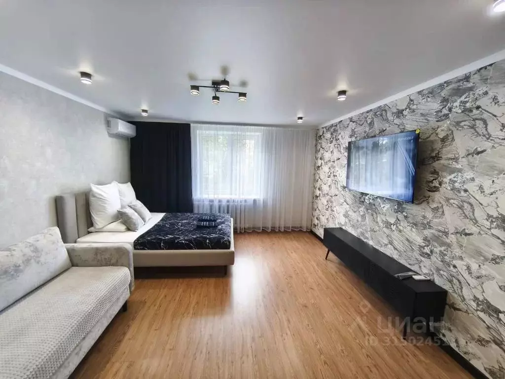 2-к кв. Татарстан, Альметьевск ул. Шевченко, 142 (75.0 м) - Фото 0