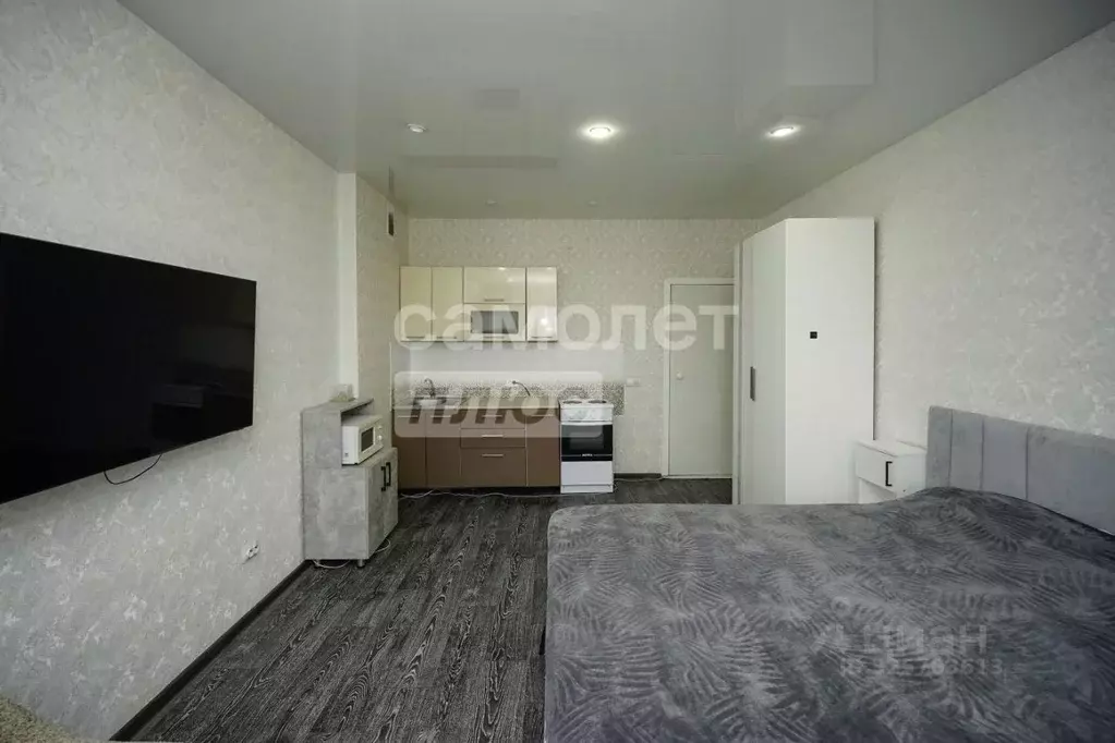 Студия Омская область, Омск ул. 5-я Линия, 227Ак2 (28.4 м) - Фото 1