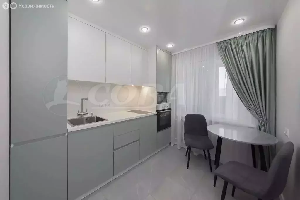 2-комнатная квартира: Тюмень, Широтная улица, 61А (50 м) - Фото 1