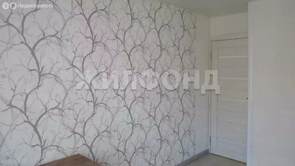 3-комнатная квартира: Новосибирск, улица Петухова, 120 (60.1 м) - Фото 1