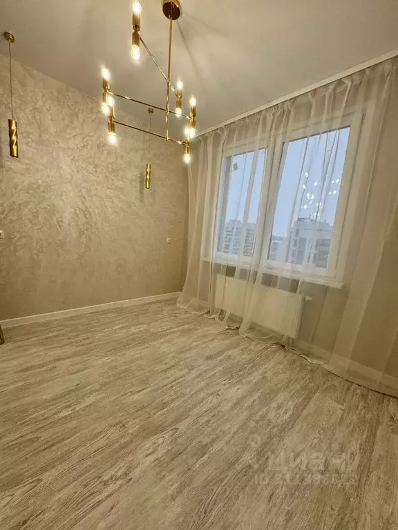 2-к кв. Татарстан, Казань ул. Рашида Нежметдинова, 11к5 (36.0 м) - Фото 0