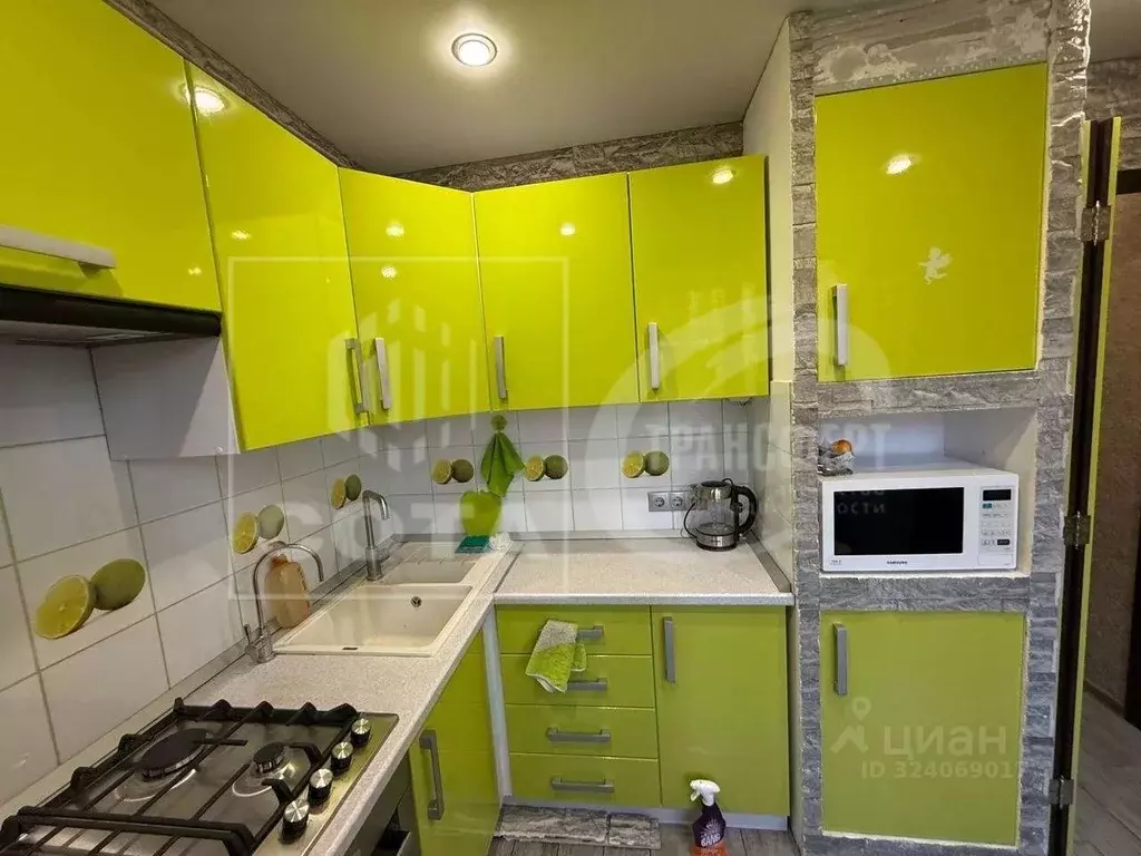 2-к кв. Воронежская область, Воронеж ул. Ильича, 75 (42.9 м) - Фото 1