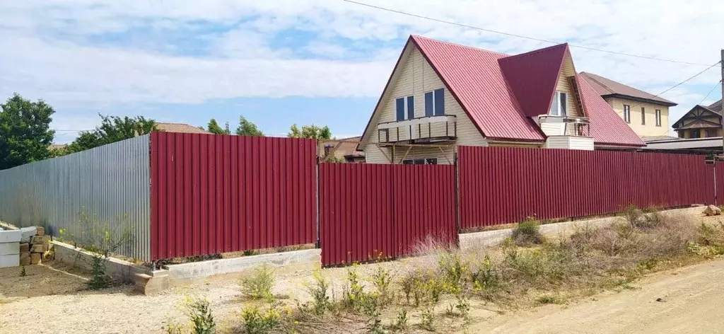 Дом в Астраханская область, Астрахань с. Новолесное, ул. 5-я ... - Фото 0