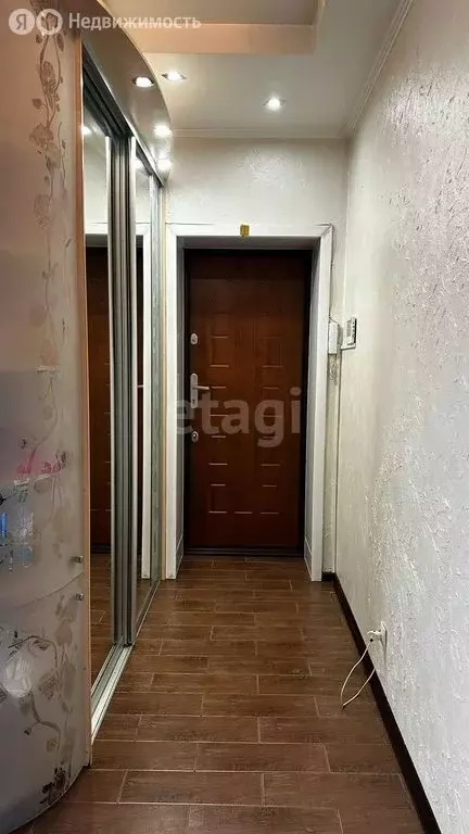 3-комнатная квартира: Прокопьевск, улица Кучина, 4 (77 м) - Фото 1