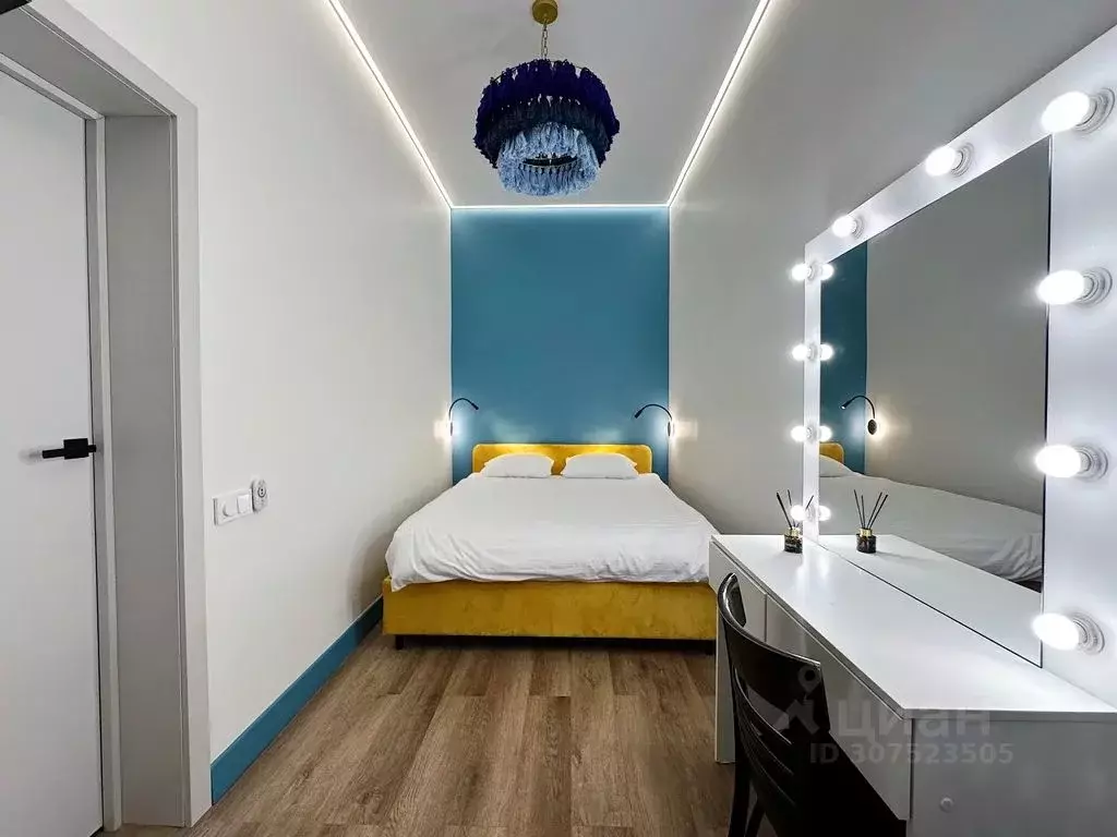 2-к кв. Приморский край, Владивосток ул. Адмирала Фокина, 11А (35.0 м) - Фото 0
