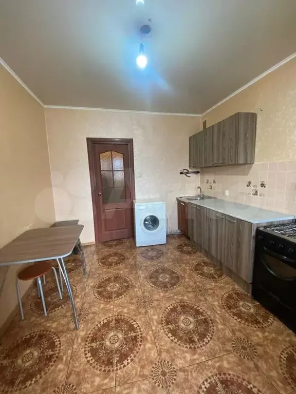 1-к. квартира, 40 м, 8/10 эт. - Фото 1