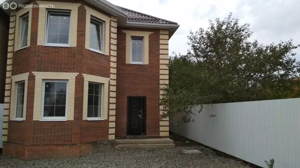 Дом в Ростов-на-Дону, Каскадная улица (160 м) - Фото 1