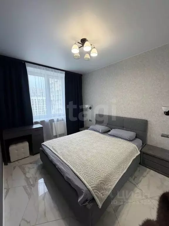 2-к кв. Тюменская область, Тюмень ул. Тимофея Чаркова, 79к3 (60.0 м) - Фото 1