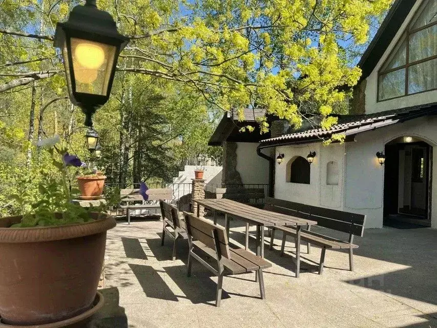 Дом в Ленинградская область, Всеволожский район, д. Юкки ш. ... - Фото 2