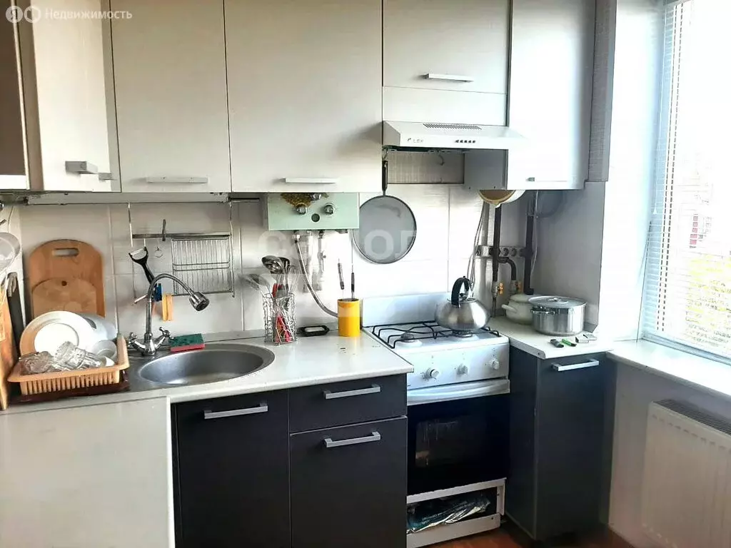 3-комнатная квартира: Тихорецк, улица Энгельса, 91 (52 м) - Фото 1