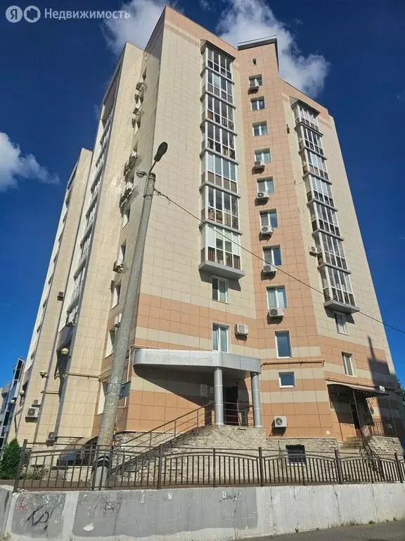 5-комнатная квартира: Казань, улица Лушникова, 10 (140 м) - Фото 1