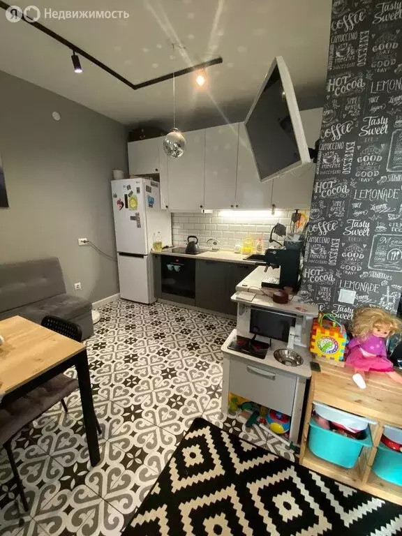 2-комнатная квартира: Пермь, улица Тургенева, 33Д (43 м) - Фото 2