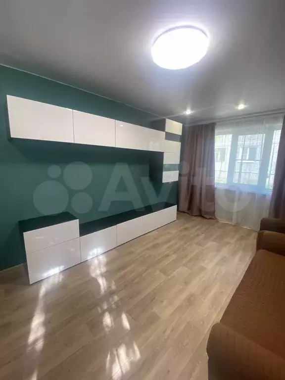 2-к. квартира, 43 м, 1/5 эт. - Фото 0