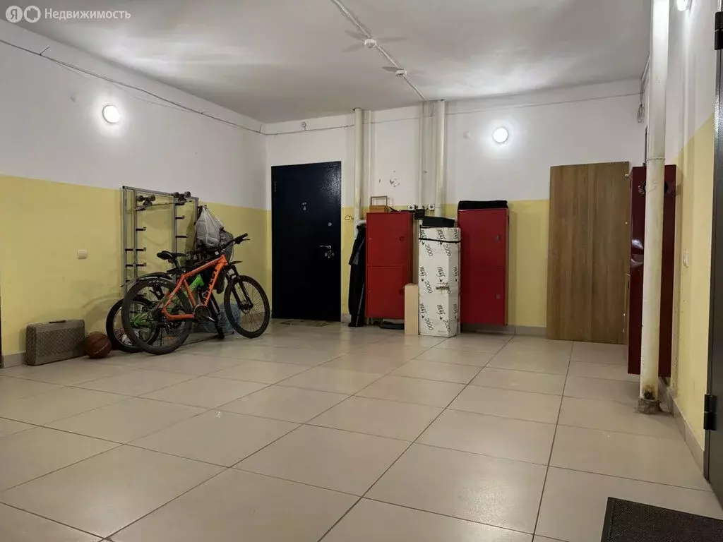 3-комнатная квартира: Екатеринбург, улица Большакова, 25 (94.6 м) - Фото 1