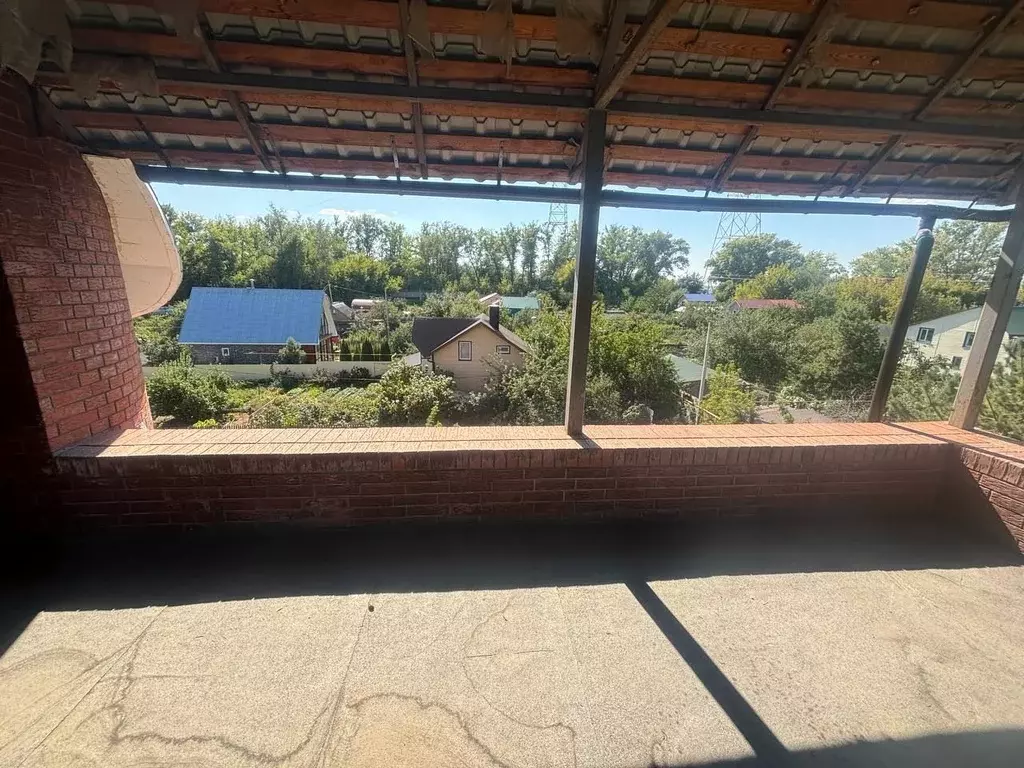 Дом в Саратовская область, Балаково Дары Природы СНТ,  (217 м) - Фото 2