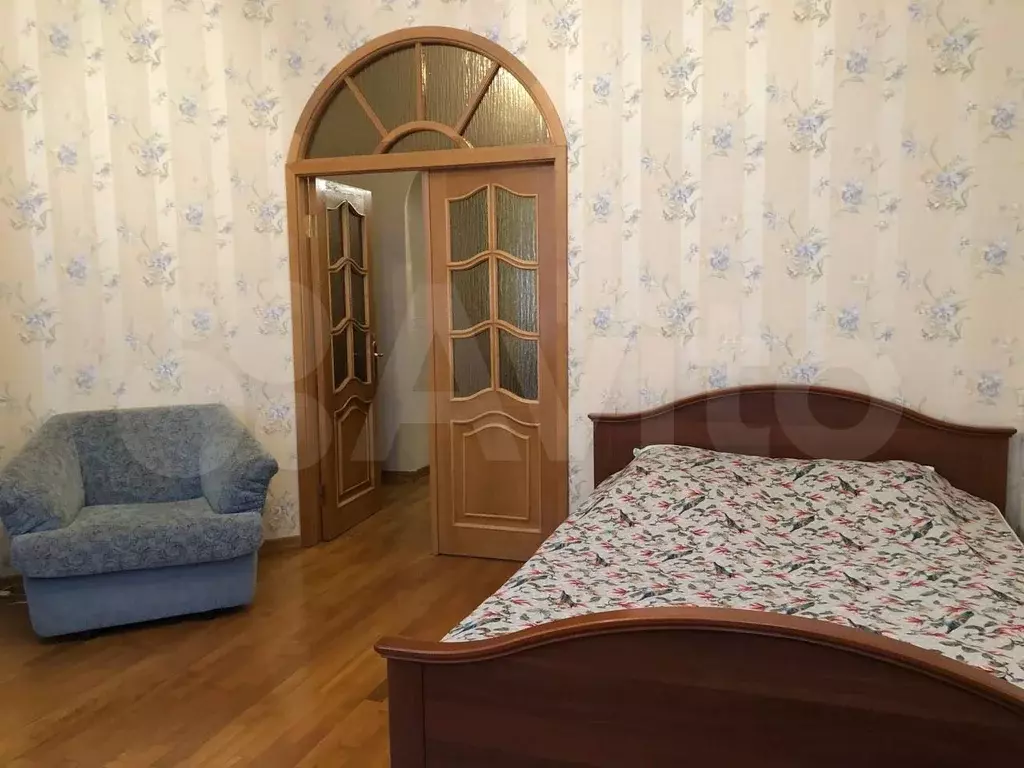 Комната 17 м в 4-к., 3/6 эт. - Фото 0