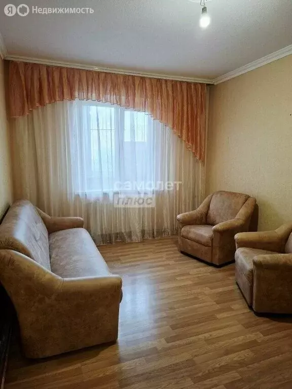 3-комнатная квартира: Курск, проспект Хрущёва, 21 (80 м) - Фото 1