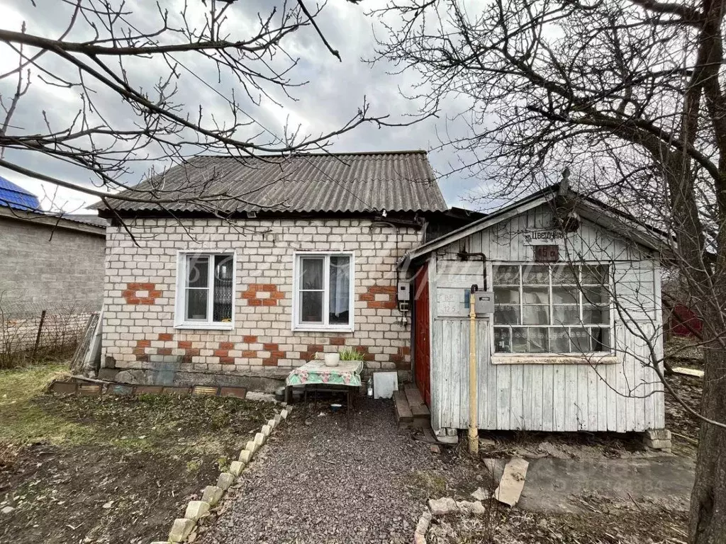 Дом в Курская область, Железногорск Хуторской мкр, ул. Цветочная, 17 ... - Фото 0