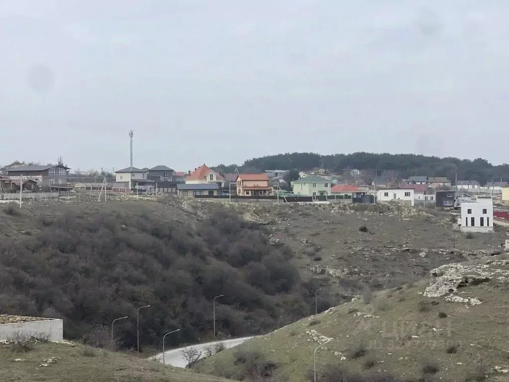 Участок в Севастополь ул. Генерала Мельника, 74А (5.0 сот.) - Фото 1