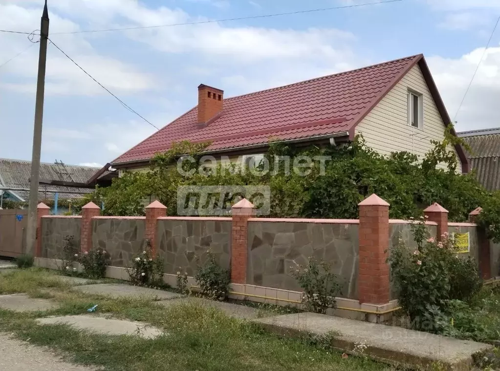Дом в Краснодарский край, Абинск Краснодарская ул. (109 м) - Фото 1