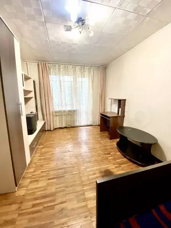 1-к. квартира, 32 м, 1/10 эт. - Фото 1