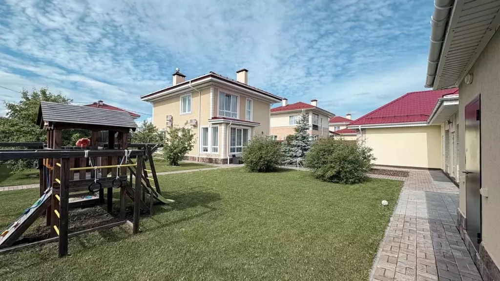 Дом в Свердловская область, Среднеуральск муниципальный округ, пос. ... - Фото 1
