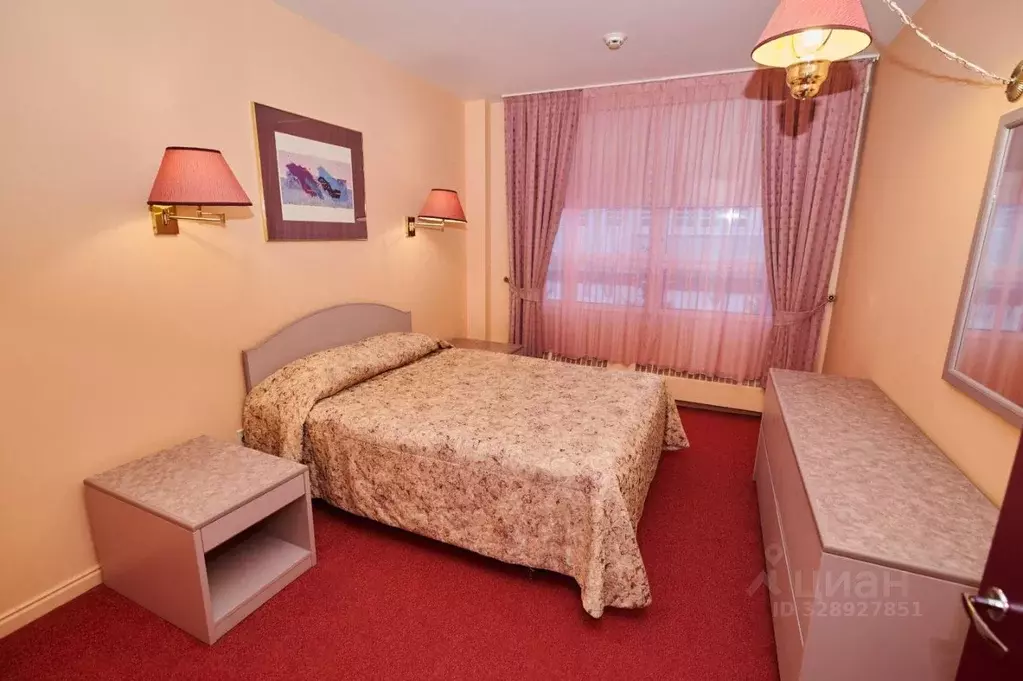 Комната Ямало-Ненецкий АО, Салехард ул. Республики, 38 (40.0 м) - Фото 1