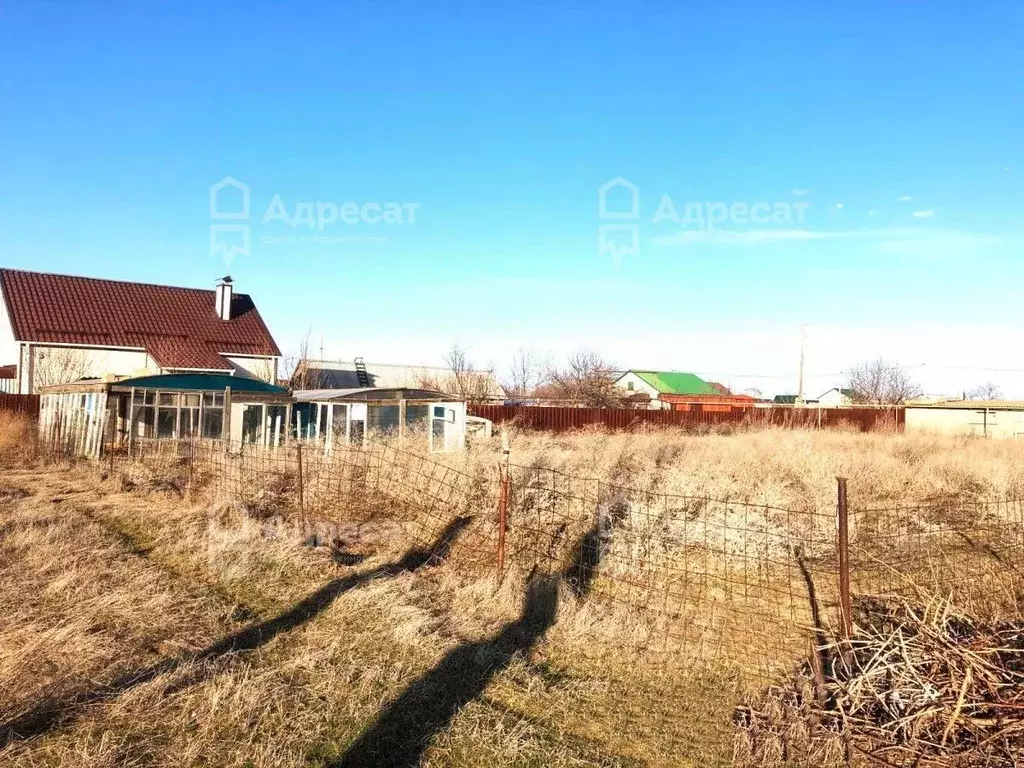 Участок в Волгоградская область, Светлый Яр рп ул. Лучкинская (1164.0 ... - Фото 0