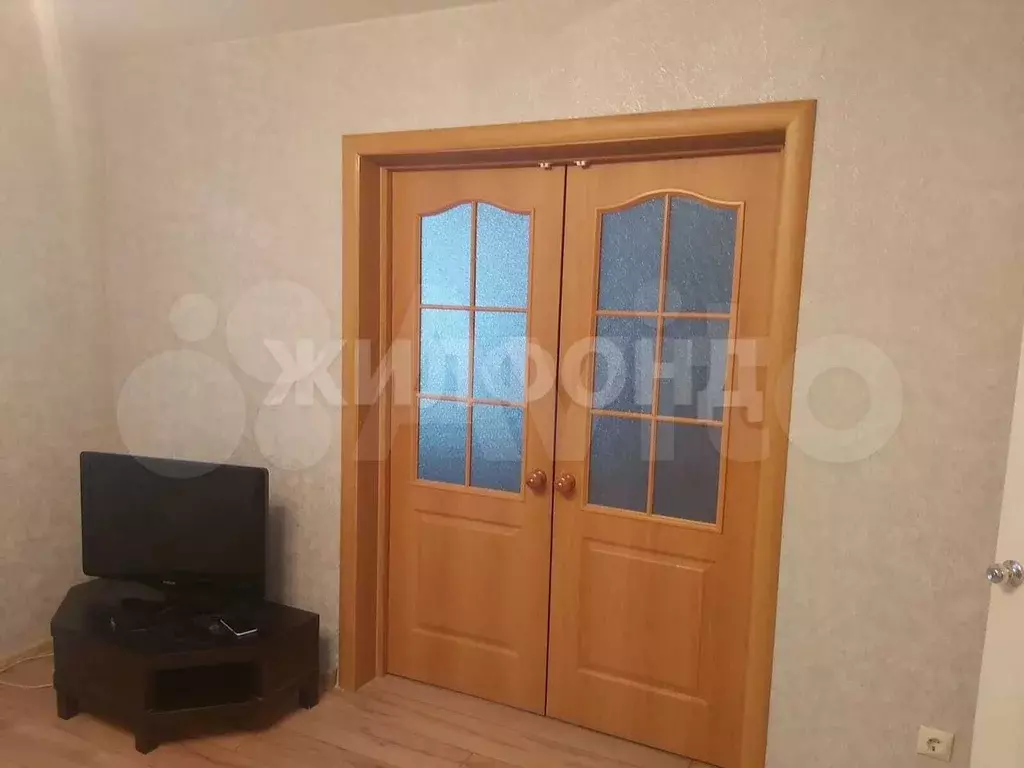1-к. квартира, 35 м, 4/15 эт. - Фото 0
