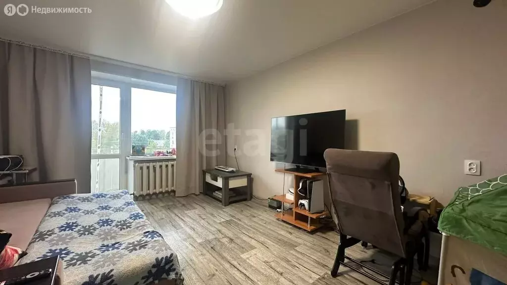 2-комнатная квартира: Ирбит, Советская улица, 59 (50 м) - Фото 0