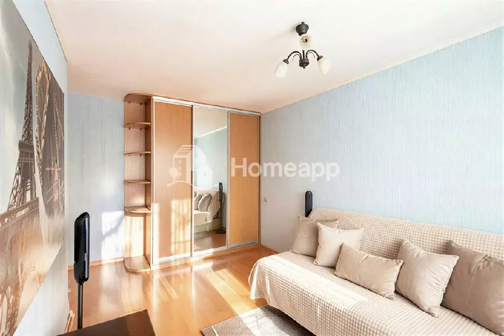 Продается 2-комнатная квартира - Фото 2