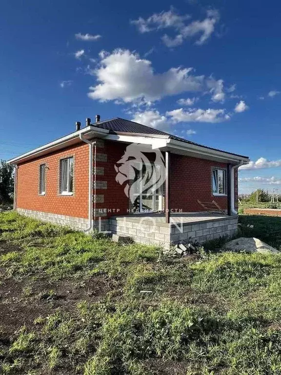 Дом в Белгородская область, Белгородский район, Пушкарское с/пос, с. ... - Фото 1