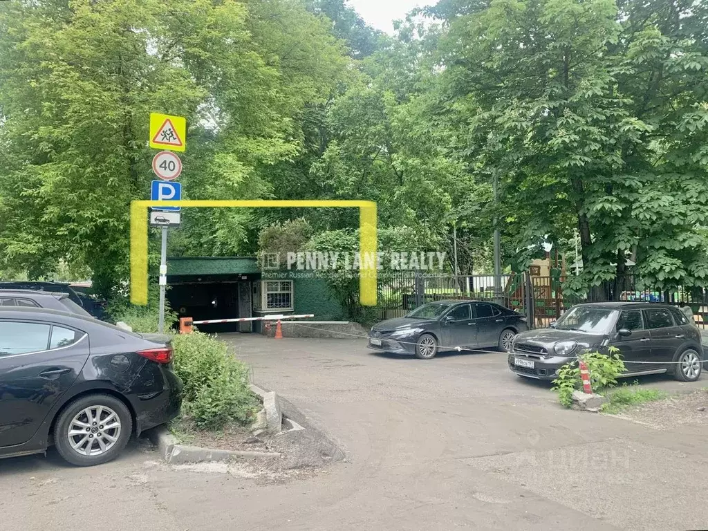 Гараж в Москва Украинский бул., 6к2 (14 м) - Фото 1