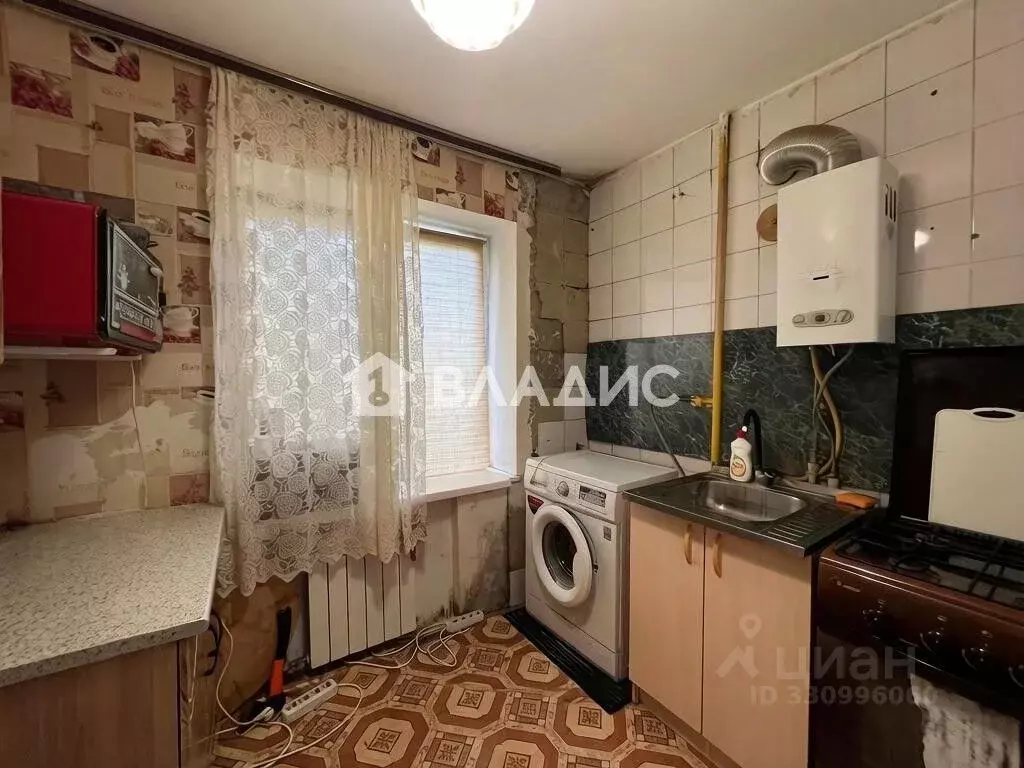 3-к кв. Белгородская область, Строитель Яковлевский городской округ, ... - Фото 1