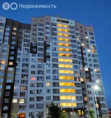 1-комнатная квартира: Тюмень, улица Александра Протозанова, 10 (39.1 ... - Фото 2