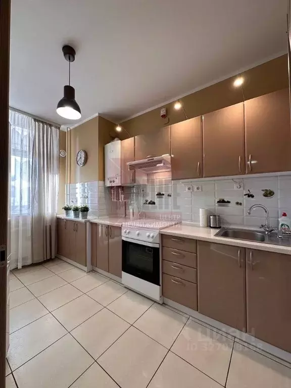 1-к кв. Калининградская область, Калининград ул. Горького, 98 (31.9 м) - Фото 1