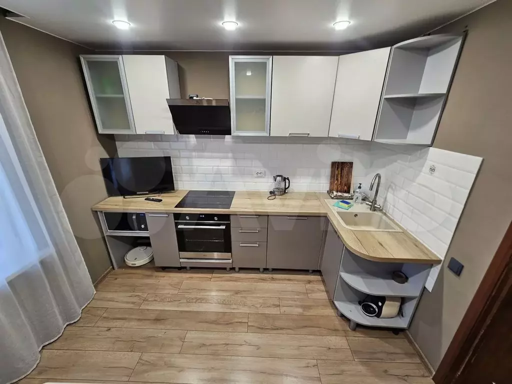 2-к. квартира, 50 м, 5/9 эт. - Фото 1