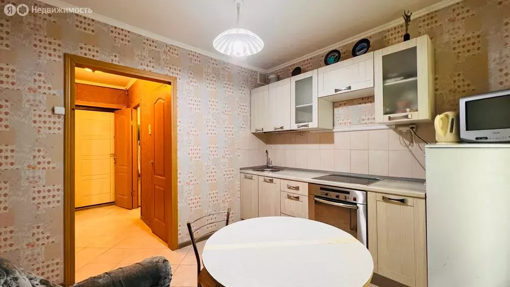 1-комнатная квартира: Дзержинский, Лесная улица, 19 (33 м) - Фото 0