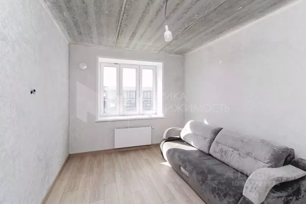 1-к кв. Тюменская область, Тюмень ул. Республики, 204к10 (41.2 м) - Фото 1