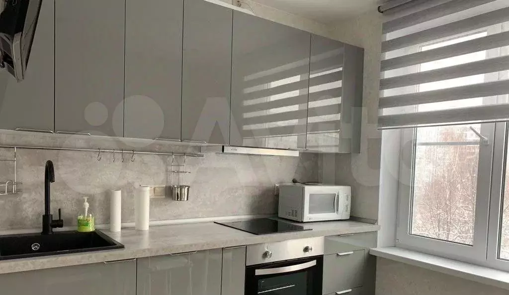 3-к. квартира, 60 м, 6/9 эт. - Фото 0